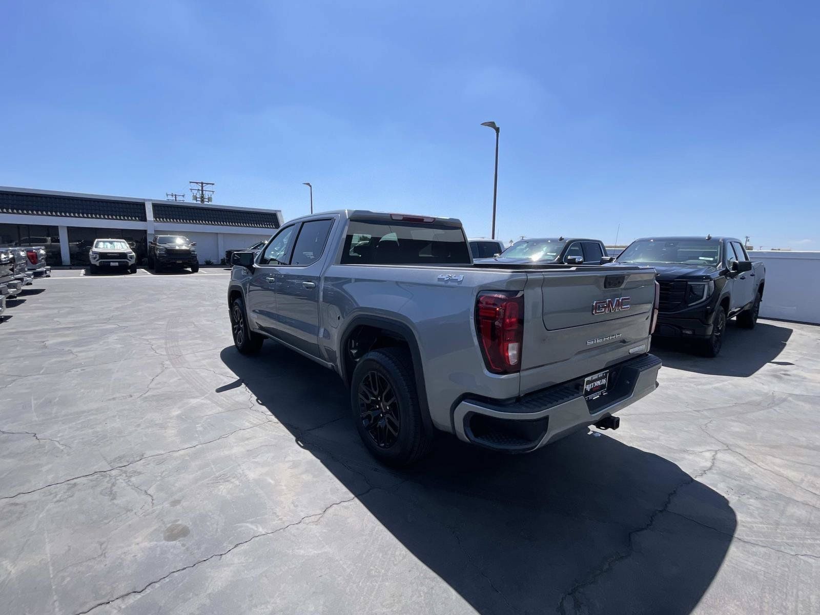 New 2026 GMC Sierra 1500 Elevation AWD/4WD image 7