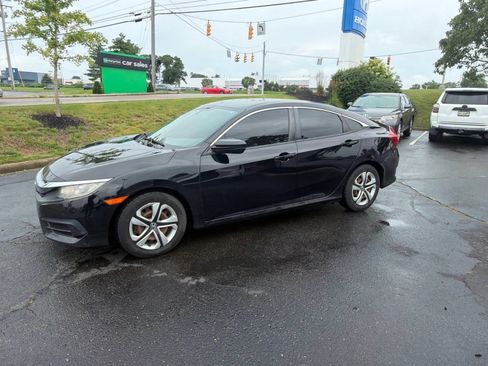 Used 2017 Honda Civic LX image 4