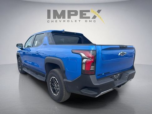 Used 2026 Chevrolet Silverado EV Trail Boss AWD/4WD image 3