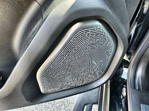 New 2026 GMC Hummer EV 4x4 Crew Cab image 23