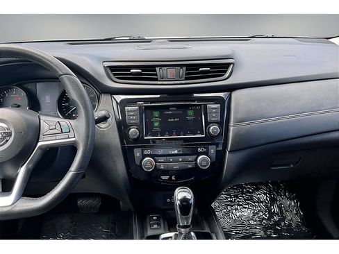 Used 2019 Nissan Rogue SL AWD/4WD image 9