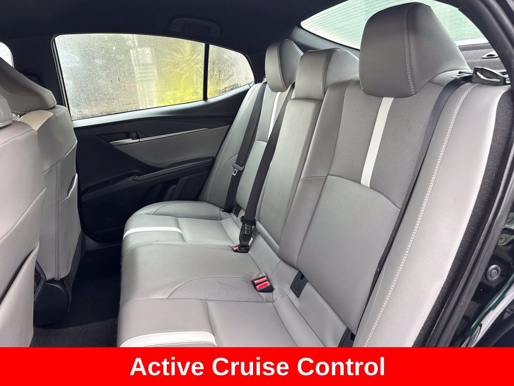 Certified 2025 Toyota Camry SE FWD image 15