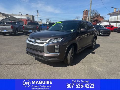Used 2020 Mitsubishi Outlander Sport AWD image 2