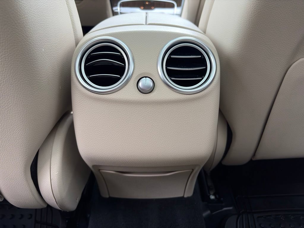 Used 2019 Mercedes-Benz GLC 300 4MATIC image 20