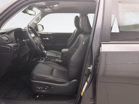 Used 2023 Toyota 4Runner TRD Off-Road Premium AWD/4WD image 11