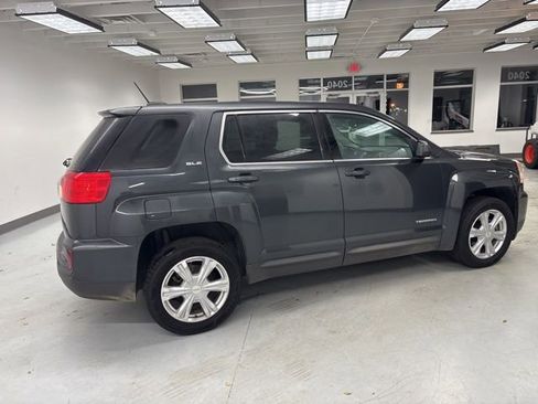 Used 2017 GMC Terrain SLE image 12