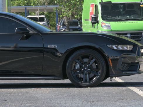 Used 2024 Ford Mustang GT RWD image 6