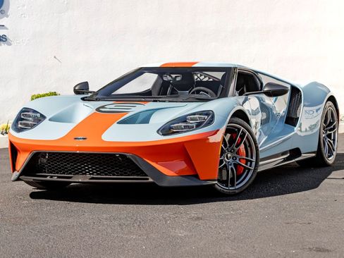 Used 2019 Ford GT RWD image 1