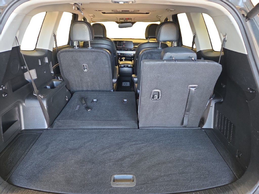Used 2025 Kia Telluride S FWD image 28