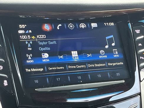 Used 2019 Cadillac Escalade ESV Premium Luxury image 5