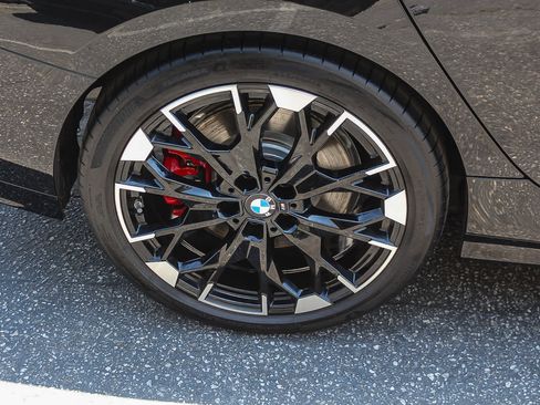 Used 2025 BMW M235i xDrive w/ Premium Package AWD/4WD image 8