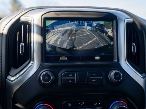 Used 2022 Chevrolet Silverado 1500 LT Trail Boss w/ Bed Protection Package image 23