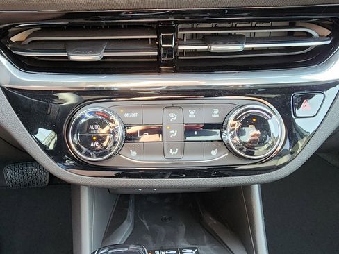 New 2026 Buick Envista Sport Touring image 27