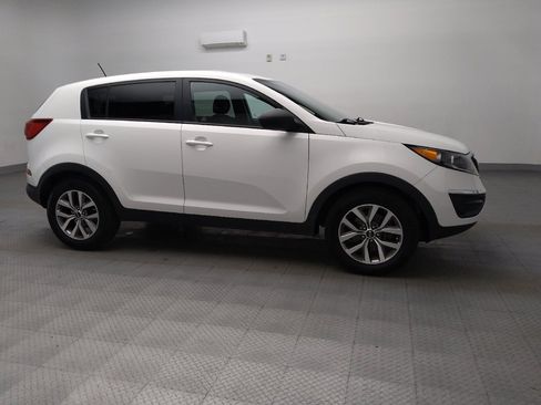 Used 2016 Kia Sportage LX FWD image 11