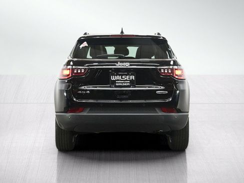 Used 2022 Jeep Compass Latitude w/ Convenience Group AWD/4WD image 4