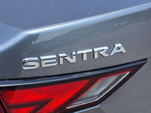 Used 2024 Nissan Sentra SV FWD image 10