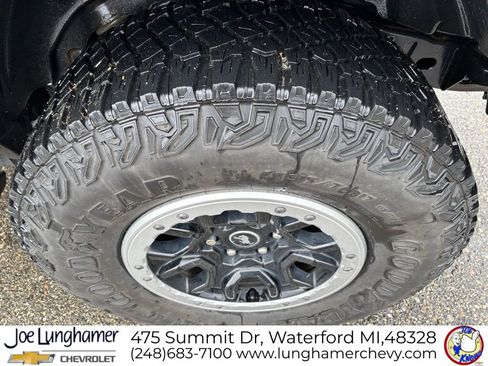 Used 2021 Ford Bronco Black Diamond w/ Sasquatch Package image 12
