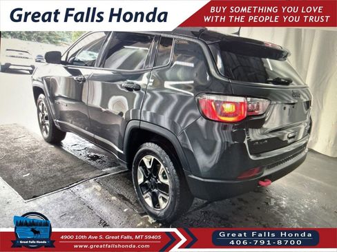 Used 2018 Jeep Compass Trailhawk w/ Leather Interior Group AWD/4WD image 4