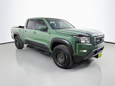 Used 2024 Nissan Frontier SV w/ Technology Package AWD/4WD image 4