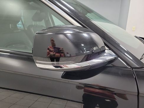 Used 2022 Jeep Grand Cherokee Limited image 19