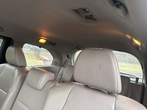 Used 2013 Honda Odyssey Touring image 8