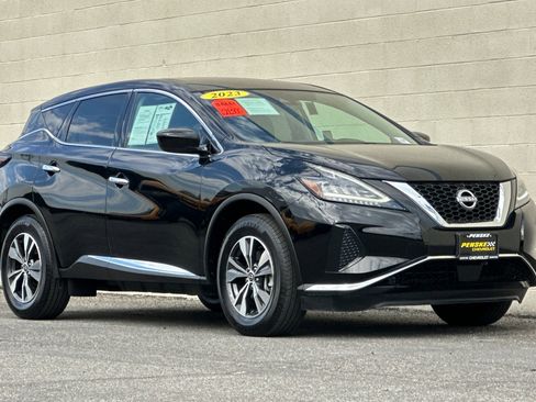 Used 2023 Nissan Murano S image 2