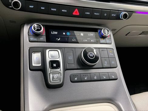 Used 2024 Hyundai Palisade Calligraphy FWD image 31