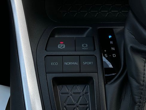 New 2025 Toyota RAV4 XLE image 23