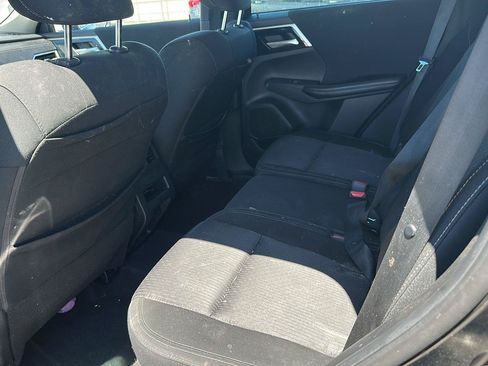 Used 2023 Mitsubishi Outlander ES FWD image 5
