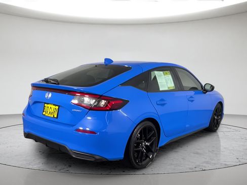 Used 2024 Honda Civic Sport image 4