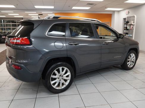 Used 2015 Jeep Cherokee Limited image 11