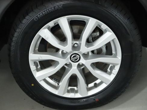 Used 2022 Nissan Rogue Sport SV w/ Technology Package AWD/4WD image 10