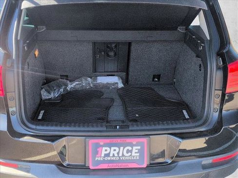 Used 2013 Volkswagen Tiguan SE image 6