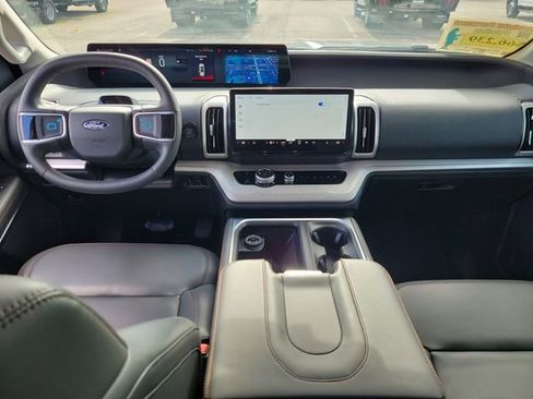 New 2025 Ford Expedition Max Active RWD image 8