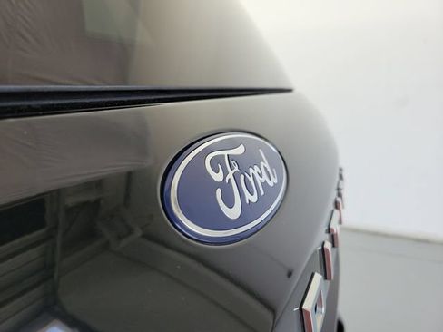 Used 2025 Ford Expedition Platinum AWD/4WD image 9
