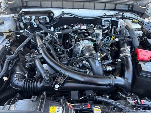 Used 2023 Ford Bronco Wildtrak AWD/4WD image 25