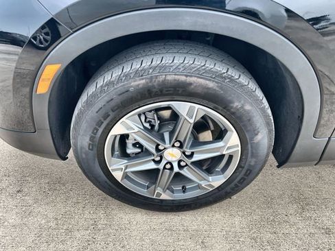 Certified 2025 Chevrolet Blazer LT AWD/4WD image 32
