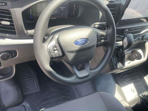 New 2026 Ford Transit 250 148 Medium Roof RWD image 10