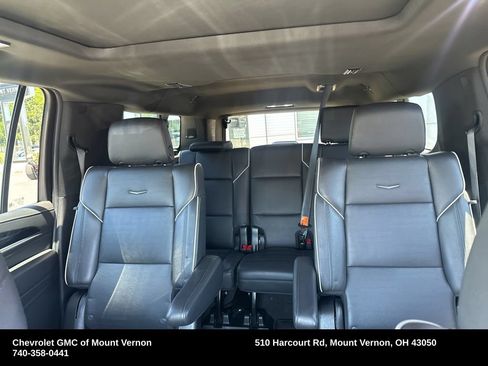 Used 2024 Cadillac Escalade ESV Sport w/ LPO, ONYX Package AWD/4WD image 45
