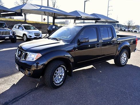 Used 2017 Nissan Frontier SV w/ SV Value Truck Package image 3