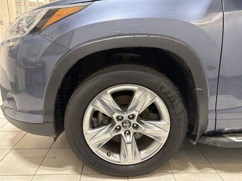 Used 2018 Toyota Highlander Limited image 7