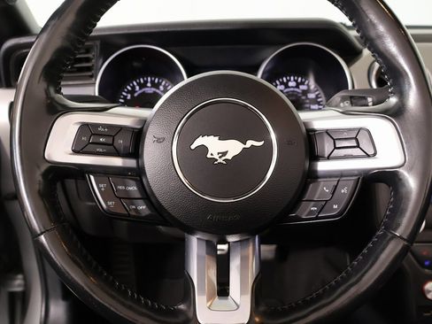 Used 2023 Ford Mustang Premium image 3