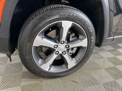 Used 2022 Jeep Grand Cherokee Limited 4xe image 27