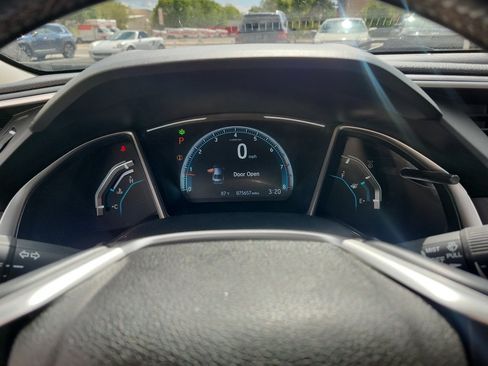 Used 2018 Honda Civic EX-L image 22