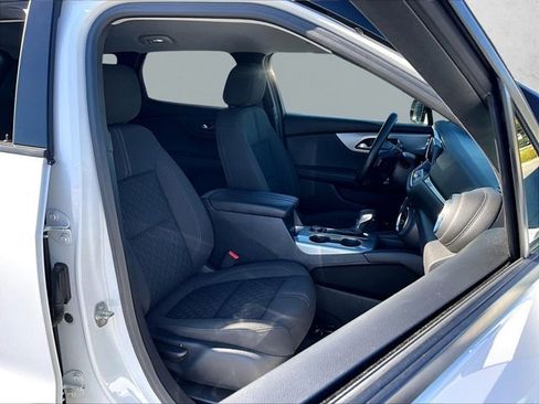 Used 2021 Chevrolet Blazer LT image 9