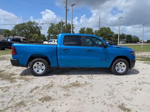 Used 2025 RAM 1500 Tradesman AWD/4WD image 3