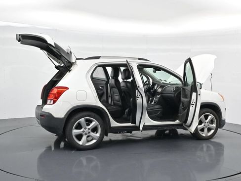Used 2015 Chevrolet Trax LTZ FWD image 40