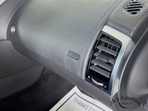 Used 2021 Jaguar F-TYPE R image 31