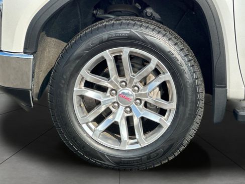 Used 2022 GMC Sierra 1500 SLT w/ SLT Premium Plus Package image 33