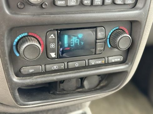 Used 2004 Chevrolet TrailBlazer LT w/ LT Preferred Equipment Group image 13